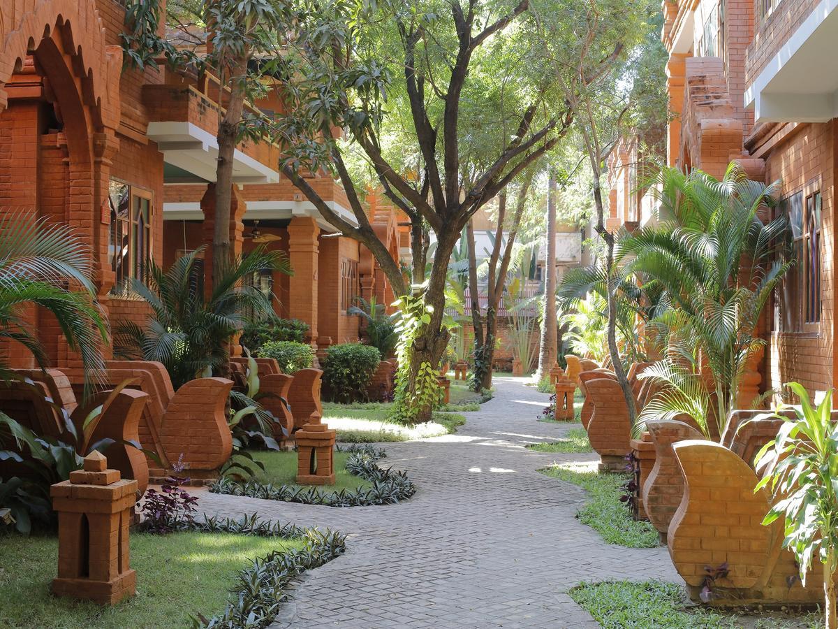 Ananta Bagan Nyaung-U Exterior foto